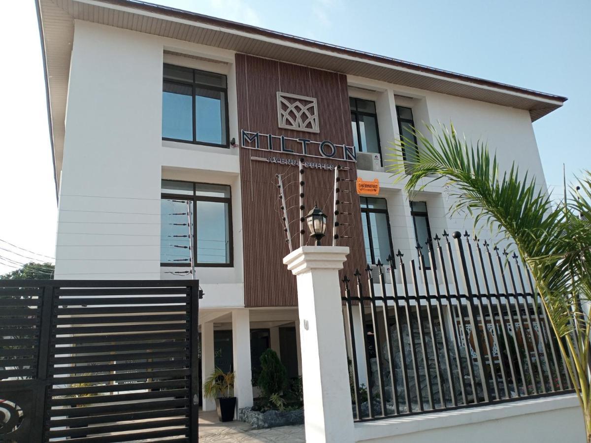 Milton Avenue Suites Acra Exterior foto