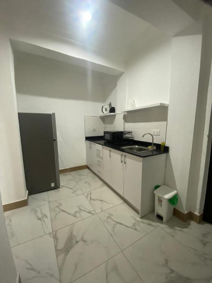 Milton Avenue Suites Acra Exterior foto